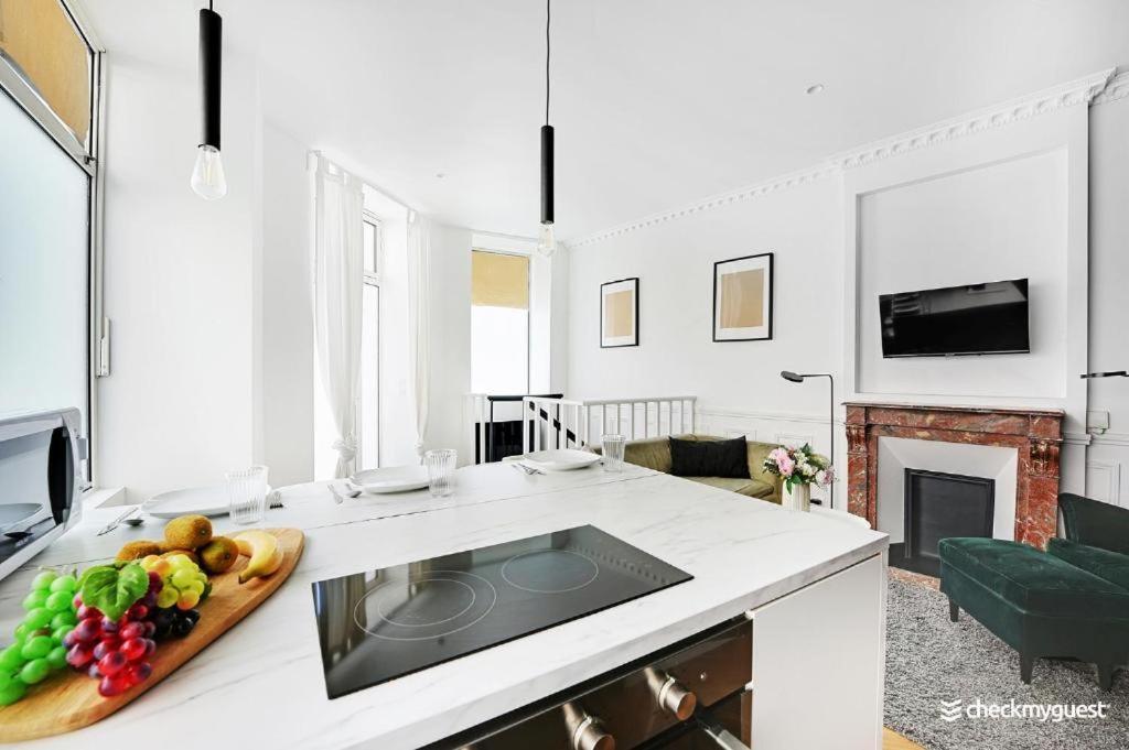 Elegant Apartment - 1Br-2P - Next To Nation ปารีส ภายนอก รูปภาพ